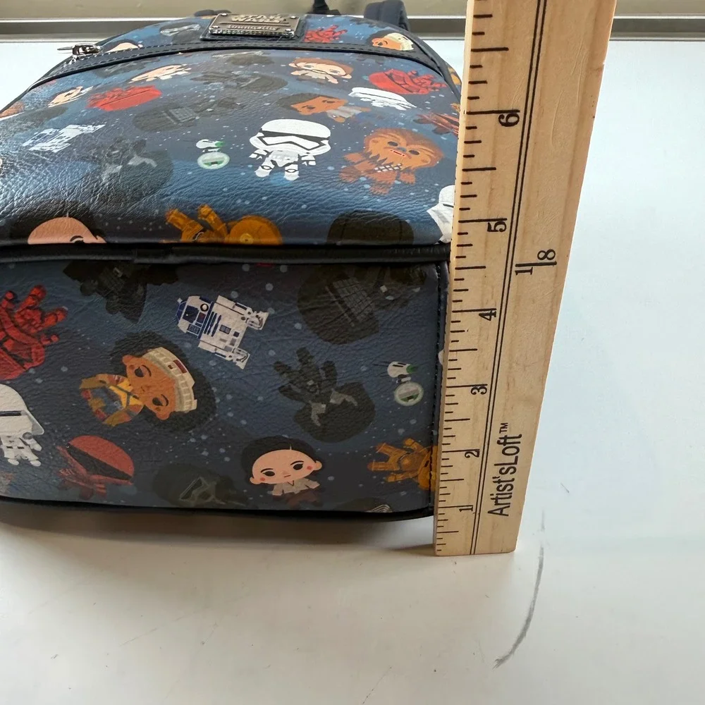 Star‎ Wars Loungefly Mini Backpack Character Print Faux Leather